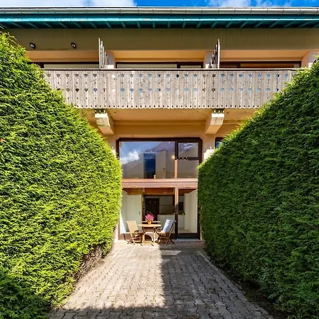 Centre - Sophisticated 2-bedroom Duplex Chamonix