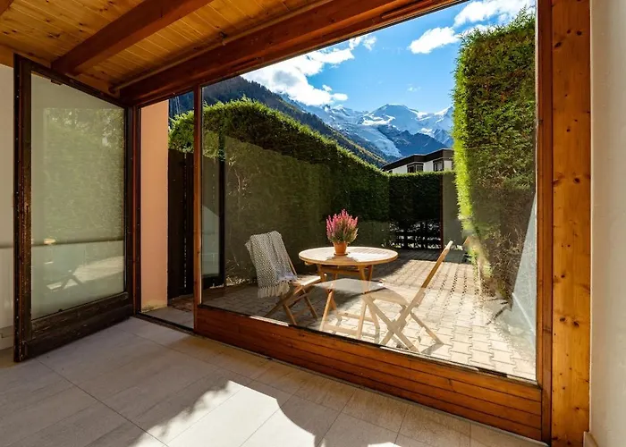Apartman Centre - Sophisticated 2-bedroom Duplex Chamonix