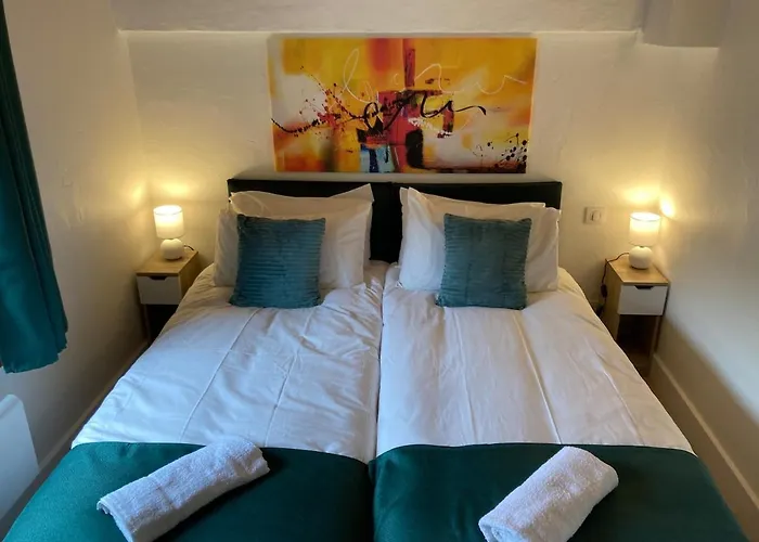 Centre - Sophisticated 2-bedroom Duplex Chamonix